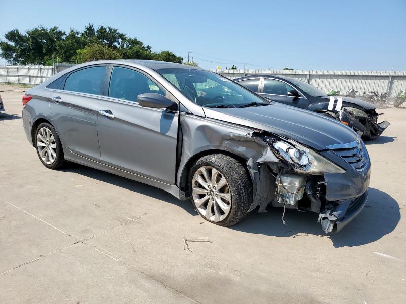 Photo 4 from auction – 2013 HYUNDAI SONATA SE with VIN 5NPEC4ACXDH661346