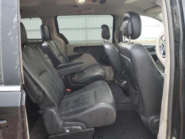 Photo 11 from auction – 2016 CHRYSLER TOWN & COU with VIN 2C4RC1BG1GR287315