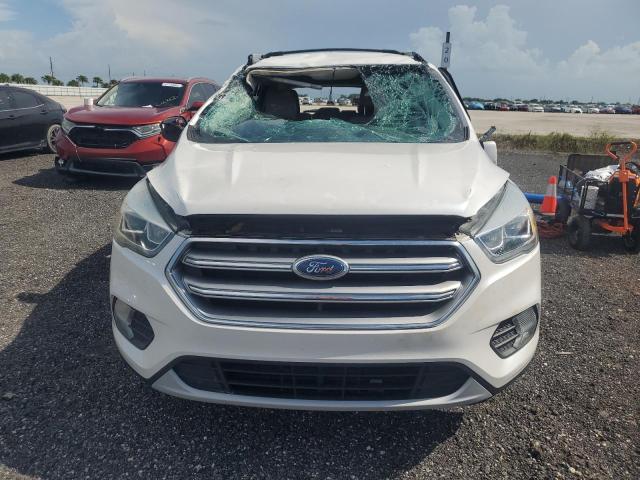 Photo 5 from auction – 2017 FORD ESCAPE TIT with VIN 1FMCU0J93HUB96532