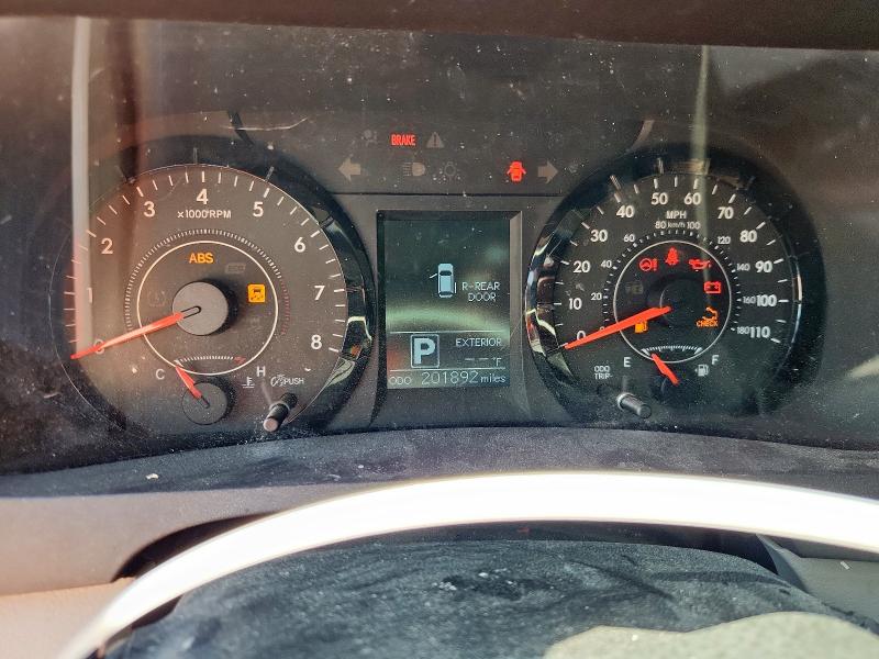 Photo 9 from auction – 2015 TOYOTA SIENNA LE with VIN 5TDKK3DCXFS677328