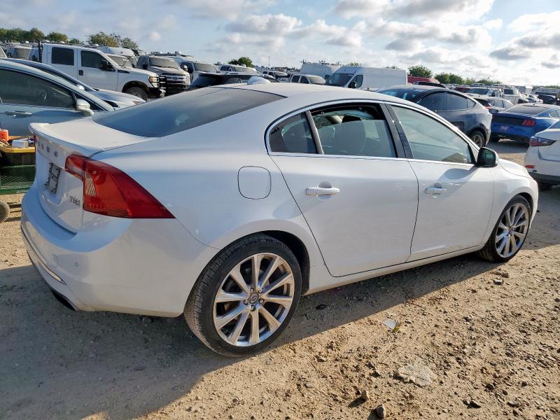 Photo 3 from auction – 2018 VOLVO S60 PLATIN with VIN LYV402HM9JB178014