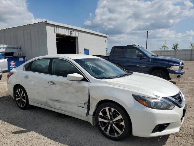 Photo 4 from auction – 2017 NISSAN ALTIMA 2.5 with VIN 1N4AL3AP5HC282970
