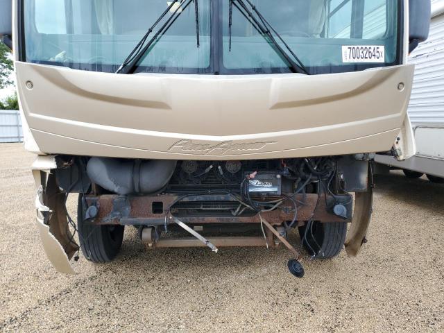 Photo 9 from auction – 2005 FLEETWOOD RV with VIN 5B4MP67G153398253