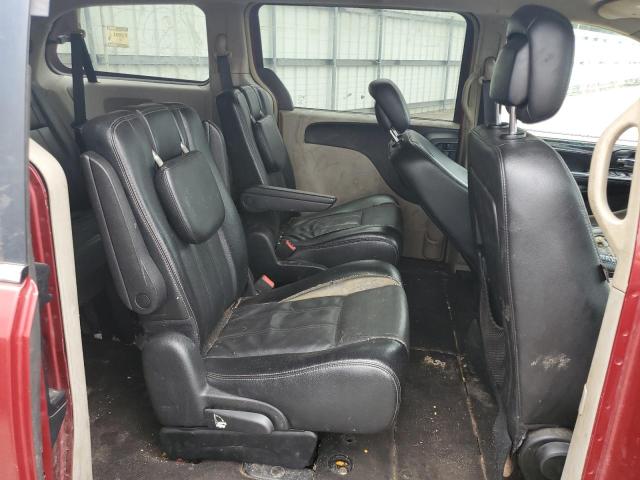 Photo 11 from auction – 2015 CHRYSLER TOWN & COU with VIN 2C4RC1BG3FR534204