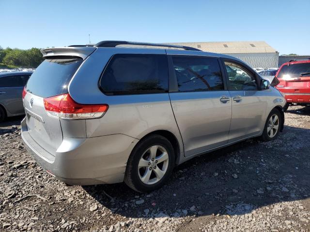 Photo 3 from auction – 2011 TOYOTA SIENNA LE with VIN 5TDKK3DC3BS030764