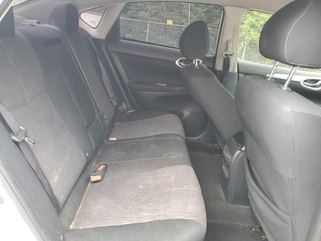 Photo 10 from auction – 2015 NISSAN SENTRA S with VIN 3N1AB7AP2FL637702