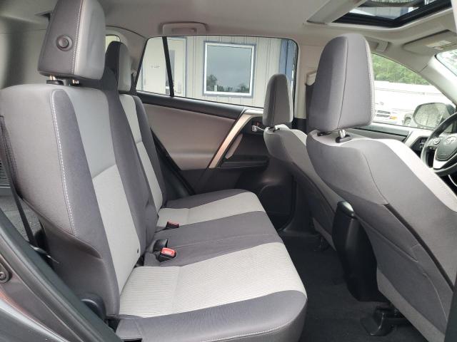 Photo 11 from auction – 2015 TOYOTA RAV4 XLE with VIN JTMRFREVXFJ045335