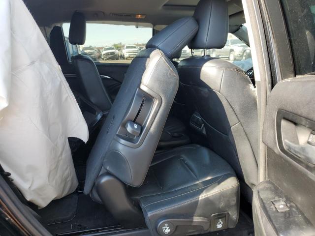 Photo 11 from auction – 2016 TOYOTA HIGHLANDER with VIN 5TDDCRFH5GS016275