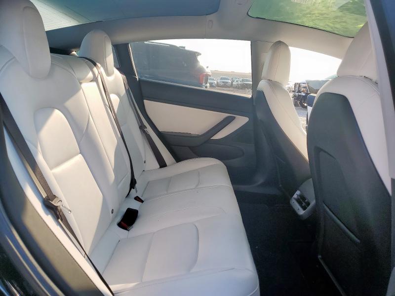 Photo 10 from auction – 2018 TESLA MODEL 3 with VIN 5YJ3E1EB3JF055110