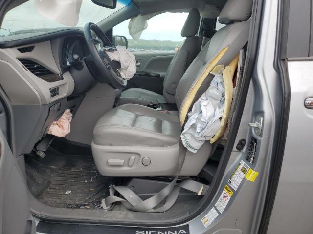 Photo 7 from auction – 2015 TOYOTA SIENNA XLE with VIN 5TDDK3DC7FS115587