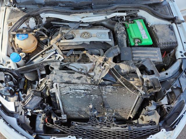 Photo 11 from auction – 2016 VOLKSWAGEN CC BASE with VIN WVWBP7AN6GE502306