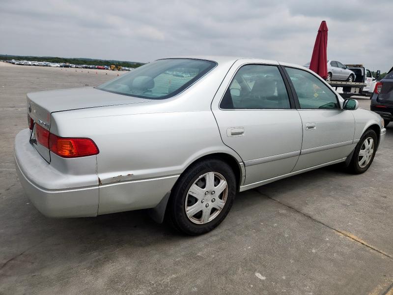 Photo 3 from auction – 2001 TOYOTA CAMRY CE with VIN JT2BG22K710534296