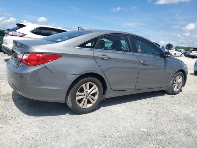 Photo 3 from auction – 2013 HYUNDAI SONATA GLS with VIN 5NPEB4AC9DH630009