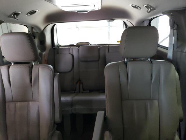 Photo 10 from auction – 2016 CHRYSLER TOWN & COU with VIN 2C4RC1BG4GR206291