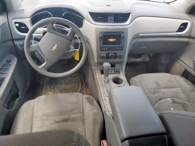 Photo 8 from auction – 2017 CHEVROLET TRAVERSE L with VIN 1GNKRFKD9HJ183400