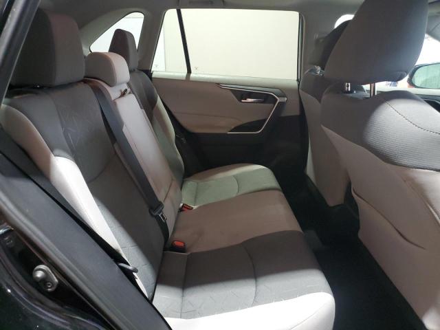 Photo 11 from auction – 2019 TOYOTA RAV4 XLE with VIN 2T3P1RFV4KC049138
