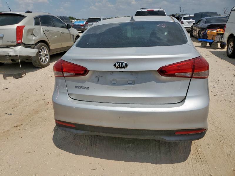 Photo 6 from auction – 2017 KIA FORTE LX with VIN 3KPFL4A70HE052493