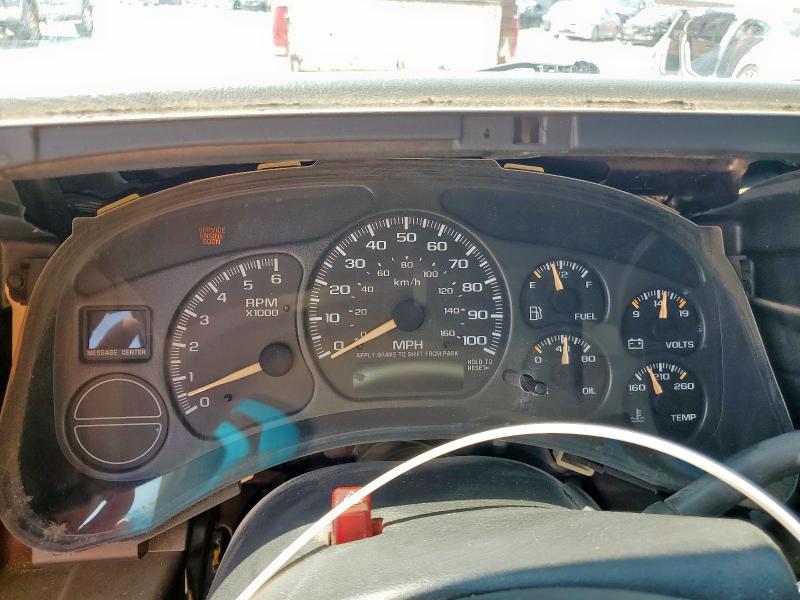 Photo 9 from auction – 2002 CHEVROLET SILVERADO with VIN 2GCEC19T621226308
