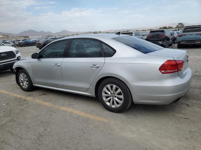 Photo 2 from auction – 2015 VOLKSWAGEN PASSAT S with VIN 1VWAT7A36FC072144