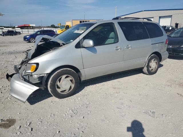 Photo 1 from auction – 2003 TOYOTA SIENNA LE with VIN 4T3ZF13C13U548459