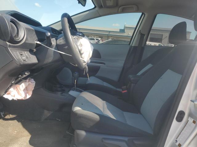 Photo 7 from auction – 2014 TOYOTA PRIUS C with VIN JTDKDTB37E1076354