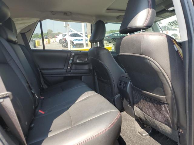 Photo 11 from auction – 2018 TOYOTA 4RUNNER SR5/SR5 PREMIUM with VIN JTEBU5JR5J5573211