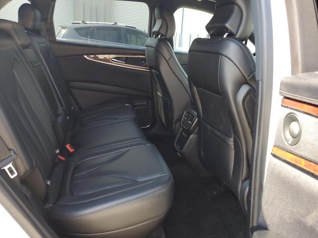 Photo 10 from auction – 2018 LINCOLN MKX RESERV with VIN 2LMPJ8LRXJBL39059