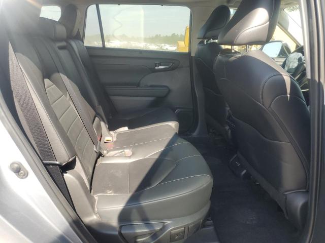 Photo 11 from auction – 2023 TOYOTA HIGHLANDER with VIN 5TDKDRBH0PS025993