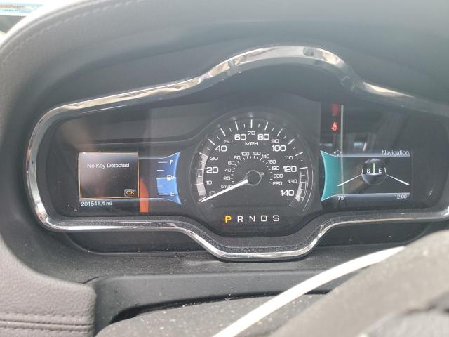 Photo 9 from auction – 2014 LINCOLN MKT with VIN 2LMHJ5AT5EBL57380