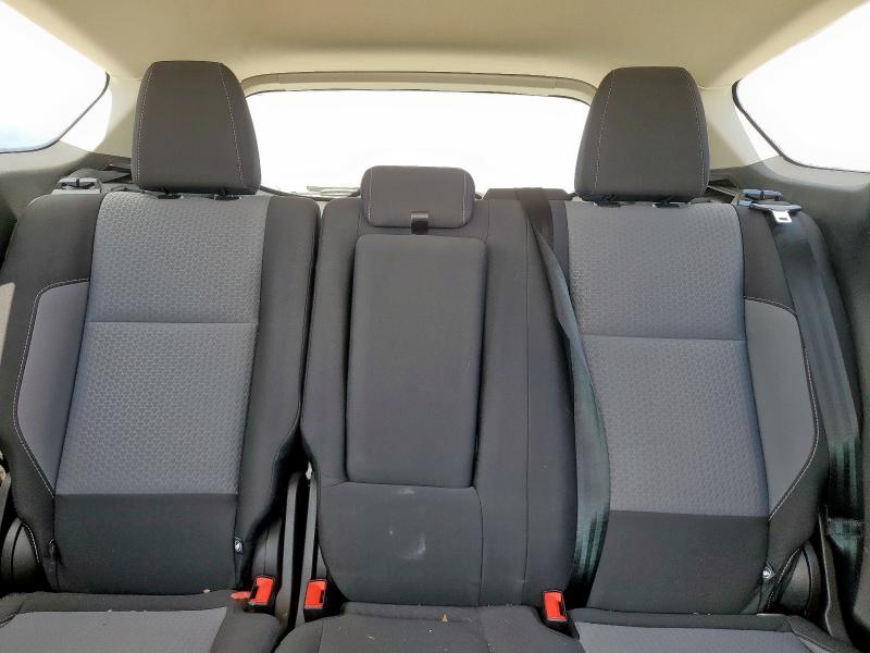Photo 10 from auction – 2018 FORD ESCAPE SE with VIN 1FMCU0GD9JUD20496