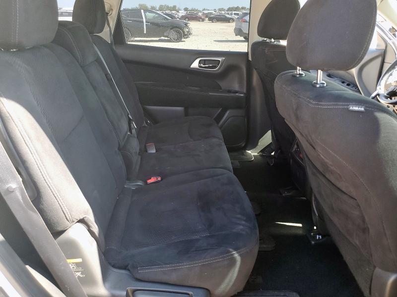Photo 11 from auction – 2015 NISSAN PATHFINDER with VIN 5N1AR2MN0FC649974