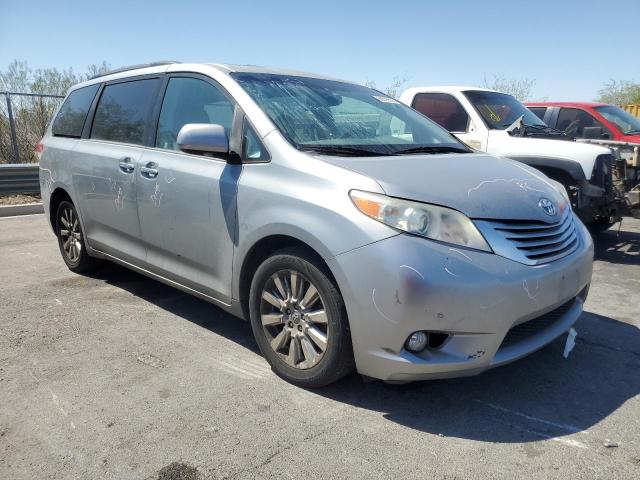 Photo 4 from auction – 2012 TOYOTA SIENNA XLE with VIN 5TDYK3DC4CS256582