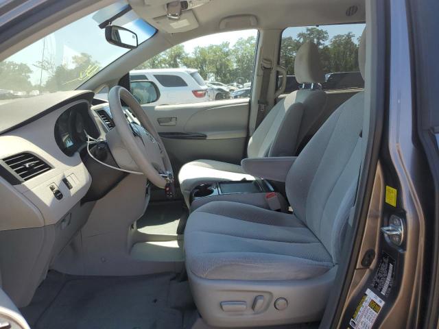 Photo 7 from auction – 2011 TOYOTA SIENNA LE with VIN 5TDKK3DC4BS101938