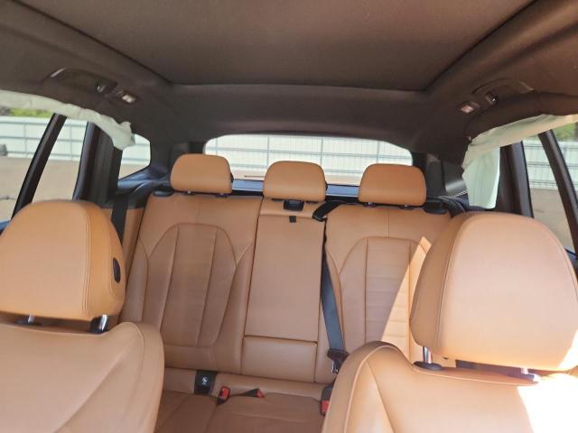 Photo 10 from auction – 2018 BMW X3 XDRIVE3 with VIN 5UXTR9C52JLD60256
