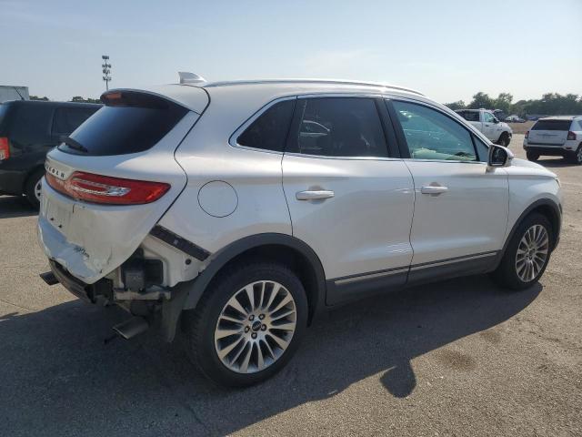Photo 3 from auction – 2017 LINCOLN MKC RESERV with VIN 5LMCJ3D92HUL19045