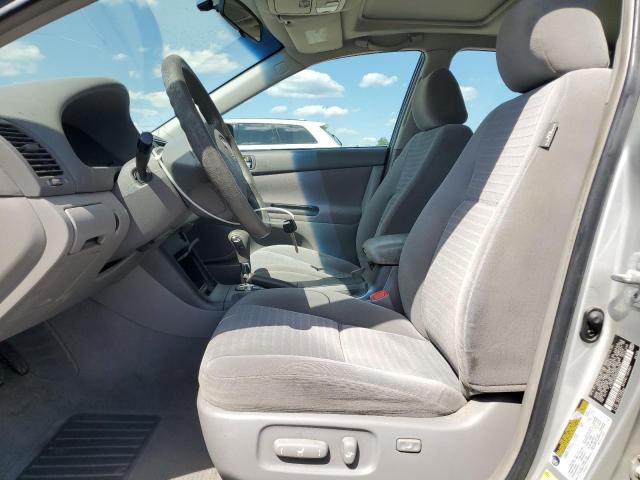 Photo 7 from auction – 2005 TOYOTA CAMRY LE with VIN 4T1BE30K85U985267