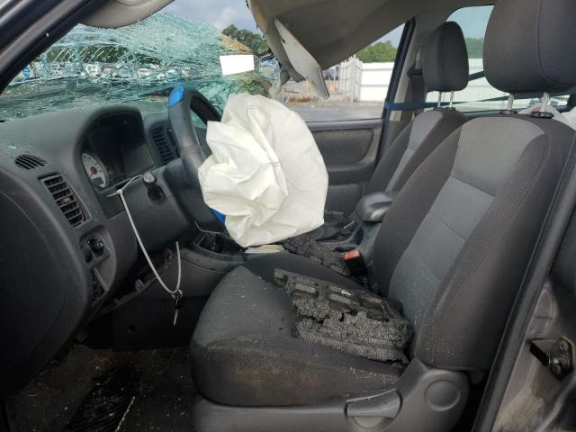 Photo 7 from auction – 2005 FORD ESCAPE XLS with VIN 1FMYU02Z15DA20837