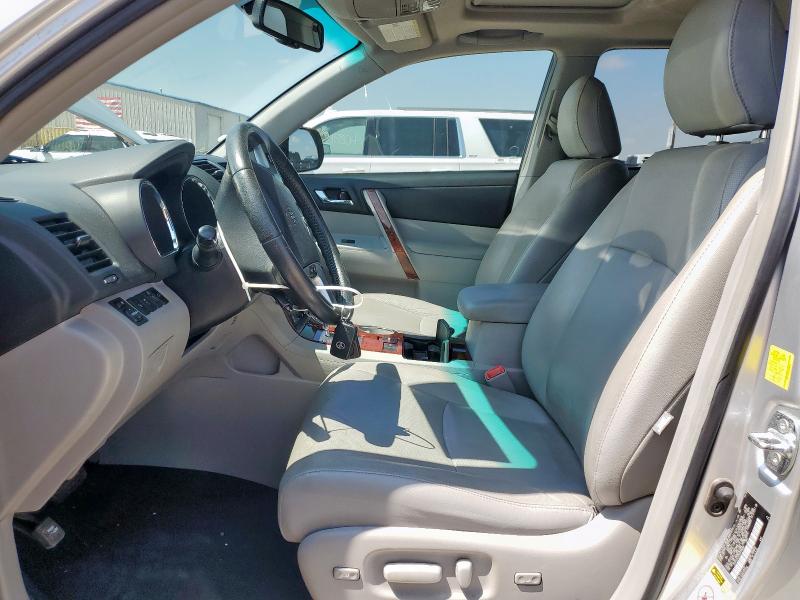 Photo 7 from auction – 2011 TOYOTA HIGHLANDER with VIN 5TDYK3EH7BS030688