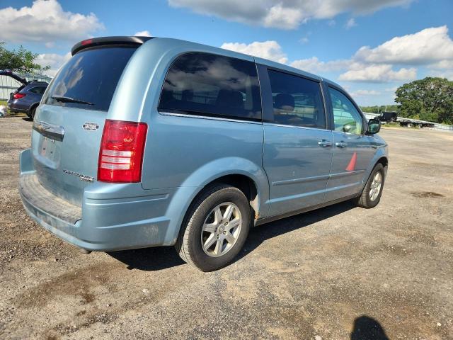 Photo 3 from auction – 2010 CHRYSLER TOWN & COU with VIN 2A4RR2D1XAR391719