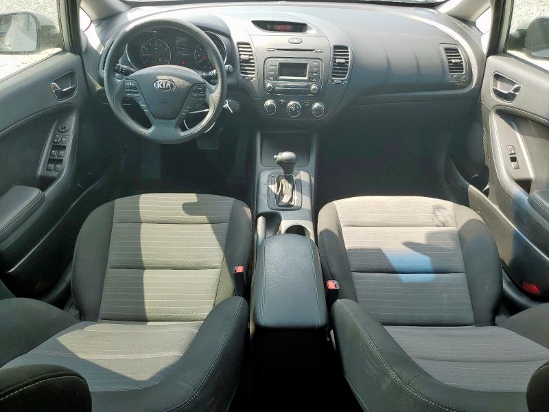 Photo 8 from auction – 2016 KIA FORTE LX with VIN KNAFK5A85G5586923