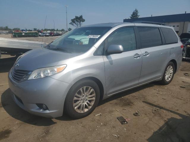 Photo 1 from auction – 2014 TOYOTA SIENNA XLE with VIN 5TDYK3DC1ES451672