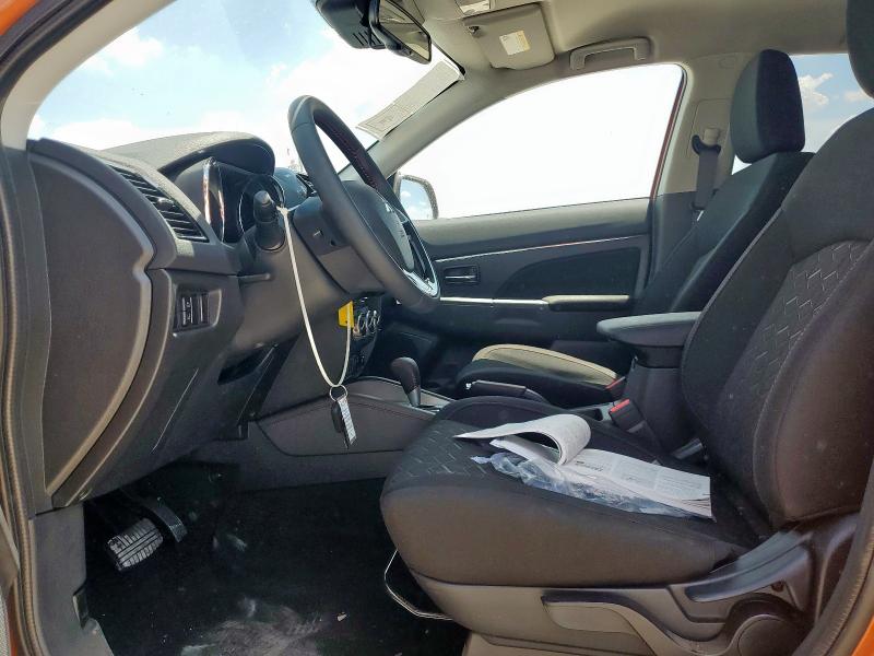 Photo 7 from auction – 2025 MITSUBISHI OUTLANDER with VIN JA4ARUAU3SU004231
