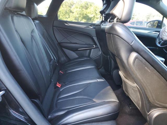 Photo 11 from auction – 2017 LINCOLN MKC SELECT with VIN 5LMCJ2D91HUL01775