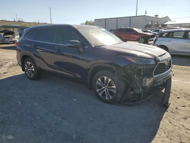 Фото 4 с аукциона – 2023 TOYOTA HIGHLANDER с VIN 5TDKDRAH4PS008650