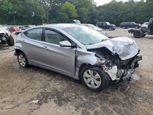 Photo 4 from auction – 2016 HYUNDAI ELANTRA SE with VIN 5NPDH4AE7GH674896
