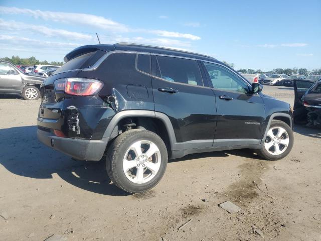 Photo 3 from auction – 2017 JEEP COMPASS LA with VIN 3C4NJDBB8HT660911