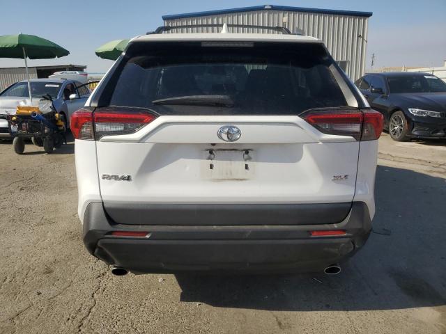 Photo 6 from auction – 2021 TOYOTA RAV4 XLE with VIN 2T3W1RFV4MC152963