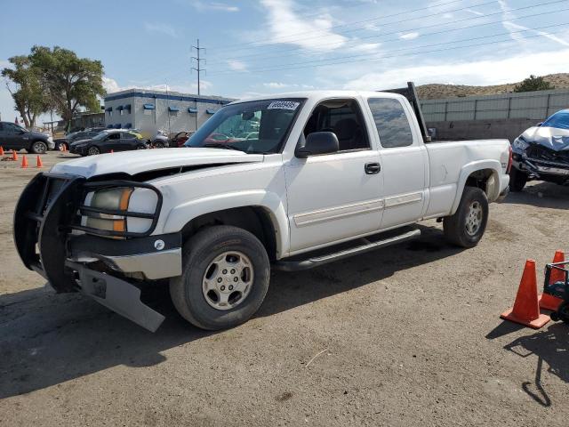CHEVROLET SILVERADO 2004 with VIN 1GCEK19T04E242864 - Photo from auction