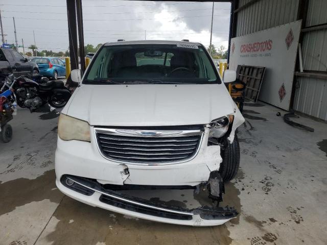 Photo 5 from auction – 2014 CHRYSLER TOWN & COU with VIN 2C4RC1BG3ER280105