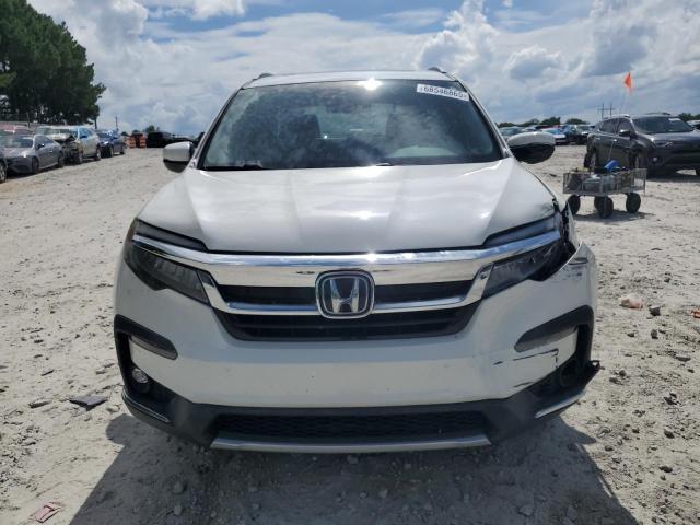 Photo 5 from auction – 2019 HONDA PILOT TOURING with VIN 5FNYF5H91KB004435